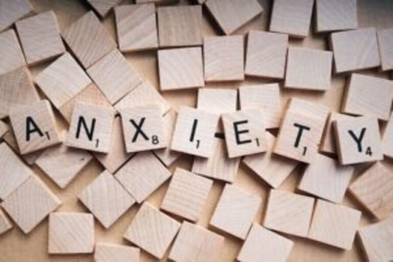 Essential tips for managing your anxiety 