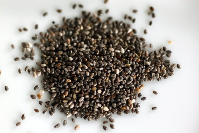 Understand The Health Benefits Of Eating Chia Seeds